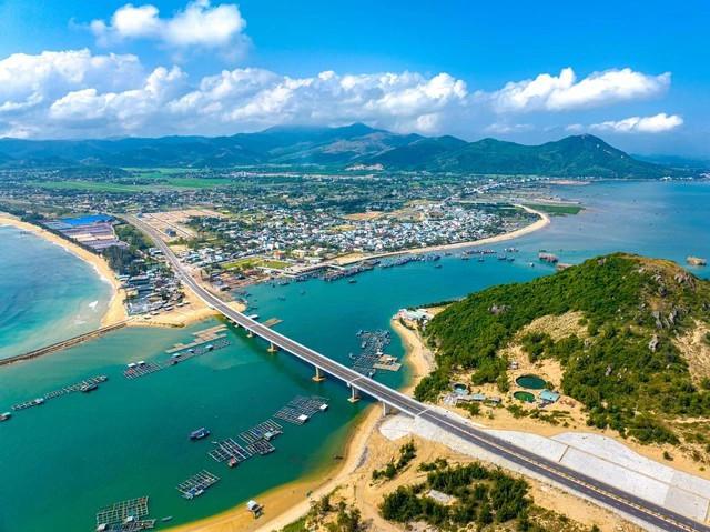 duong-ven-bien.jpg